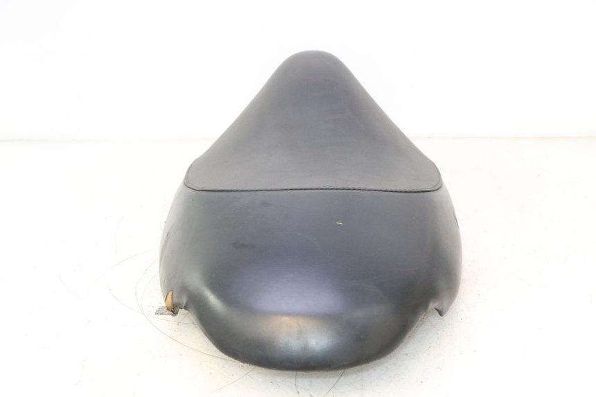 photo de ASIENTO PEUGEOT TREKKER 50 (1995 - 2004) - Primer plano técnico