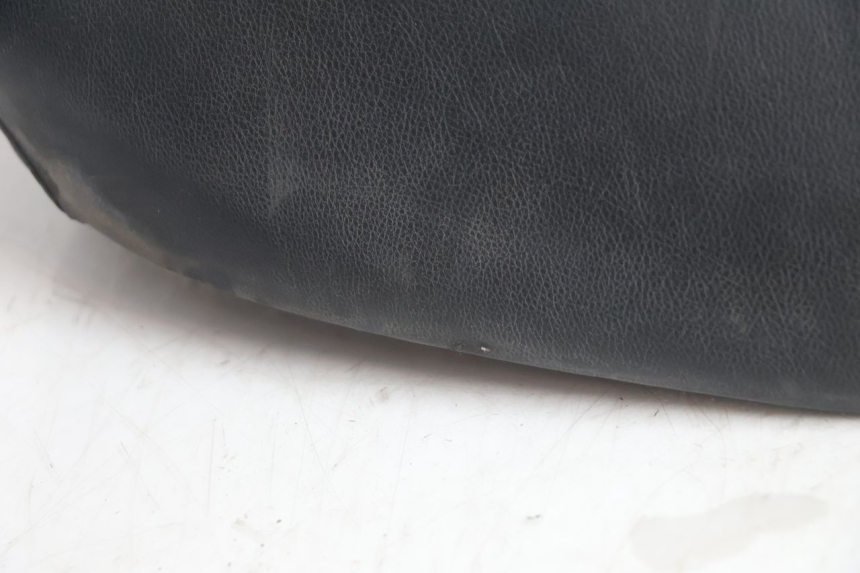 photo de ASIENTO PEUGEOT TREKKER 50 (1995 - 2004) - Estado de la superficie y material
