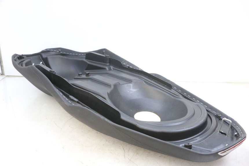 photo de ASIENTO YAMAHA TRICITY 300 (2020 - 2024) - Otra vista del artículo