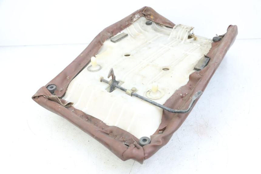 photo de ASIENTO HONDA TRX 300 (1988 - 2000) - Primer plano técnico