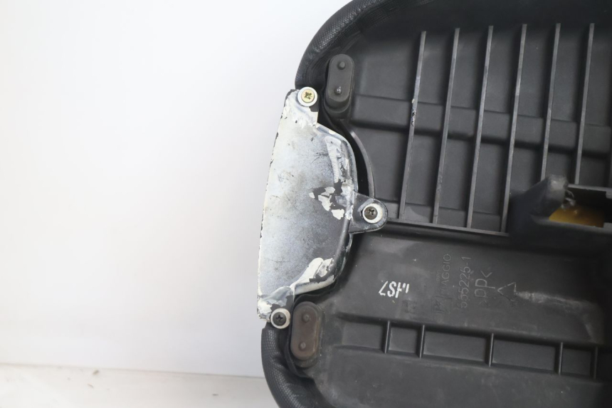 photo de ASIENTO PIAGGIO TYPHOON 50 (2000 - 2009) - Recambio usado revisado
