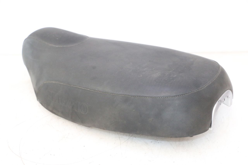 photo de ASIENTO PIAGGIO TYPHOON 50 (1993 - 1999) - Estado de la superficie y material
