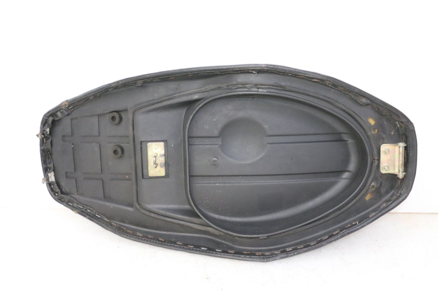 photo de ASIENTO PEUGEOT V-CLIC VCLIC 50 (2007 - 2013) - Otra vista del artículo