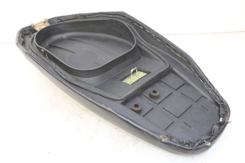 photo de ASIENTO PEUGEOT V-CLIC VCLIC 50 (2007 - 2013) - Otra perspectiva