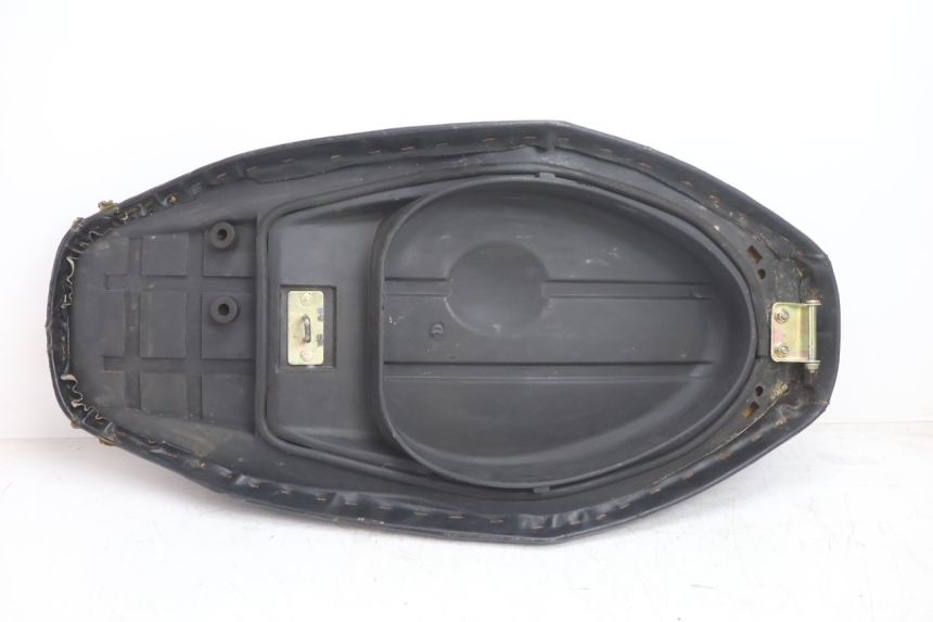 photo de ASIENTO PEUGEOT V-CLIC VCLIC 50 (2007 - 2013) - Primer plano de alta resolución