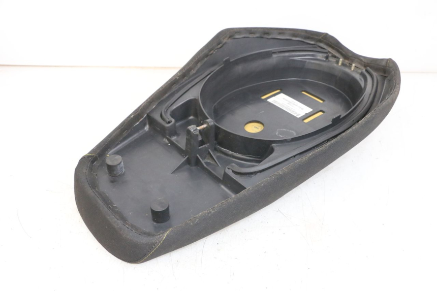 photo de Asiento BEELINE VELOCE 4T 50 (2011 - 2020) - Detalles de los puntos de fijación