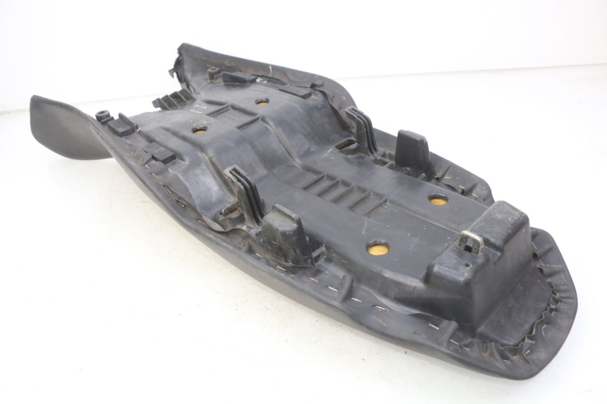 photo de ASIENTO HONDA VFR FI RC46 800 (1998 - 2001) - Estado de la superficie y material