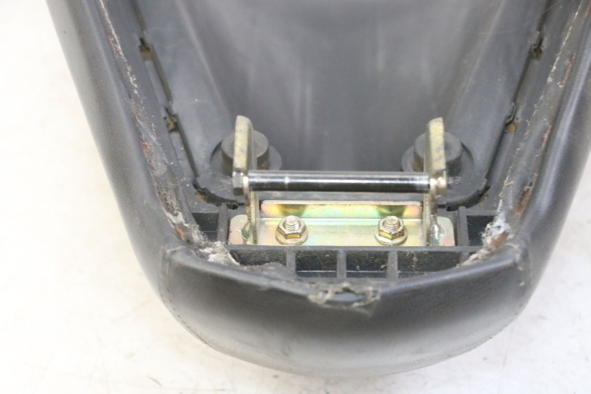 photo de ASIENTO PEUGEOT VIVACITY NEW 2T 50 (2008 - 2017) - Zoom estado de uso