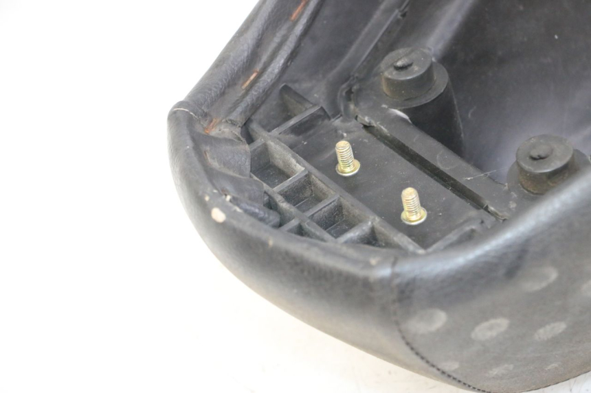 photo de ASIENTO PEUGEOT VIVACITY NEW 4T 50 (2008 - 2017) - Primer plano de alta resolución