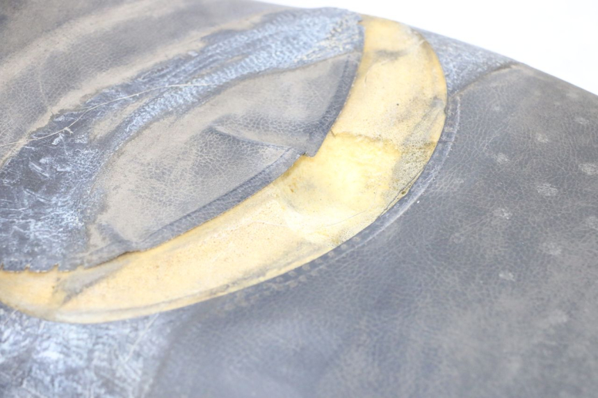 photo de ASIENTO PEUGEOT VIVACITY NEW 4T 50 (2008 - 2017) - Estado de la superficie y material