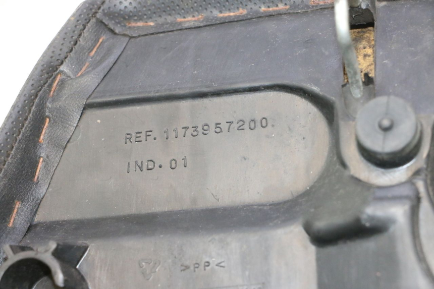 photo de ASIENTO PEUGEOT VIVACITY 50 (1998 - 2003) - Otra perspectiva