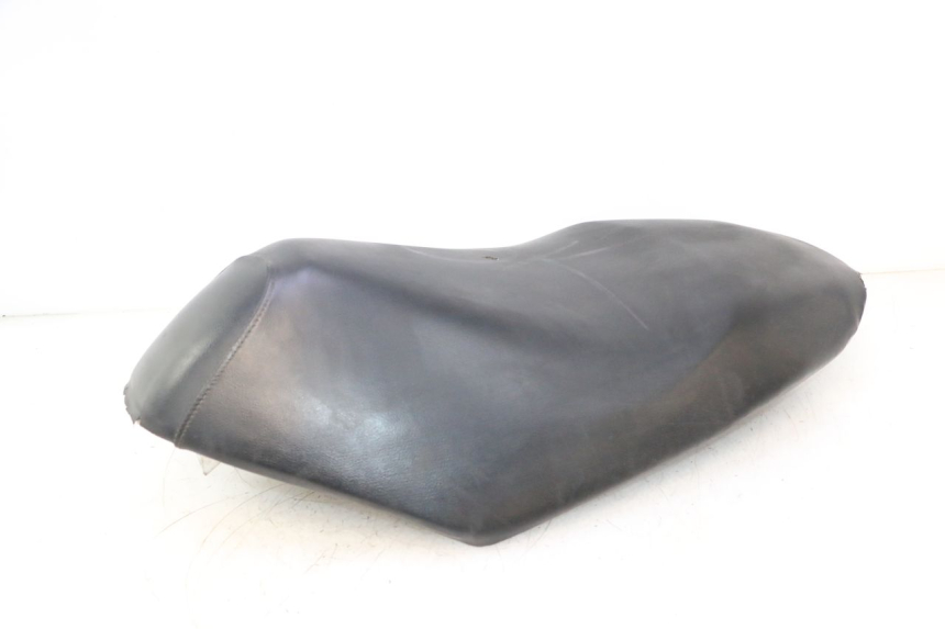 photo de ASIENTO PEUGEOT VIVACITY 50 (2004 - 2009) - Primer plano de alta resolución