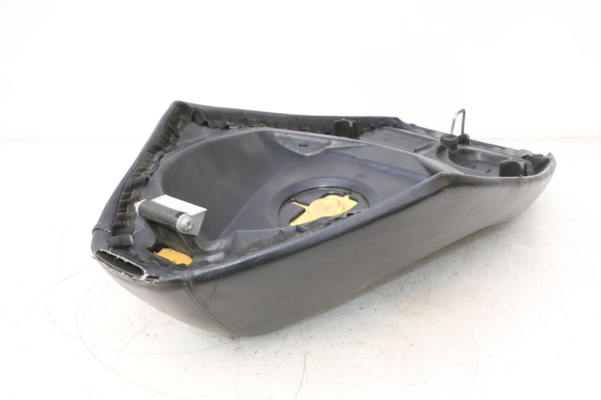 photo de ASIENTO PEUGEOT VIVACITY 50 (2004 - 2009) - Primer plano técnico