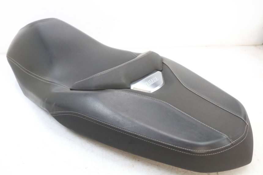 photo de ASIENTO YAMAHA XMAX X-MAX ABS 125 (2017 - 2020) - Detalles de los puntos de fijación