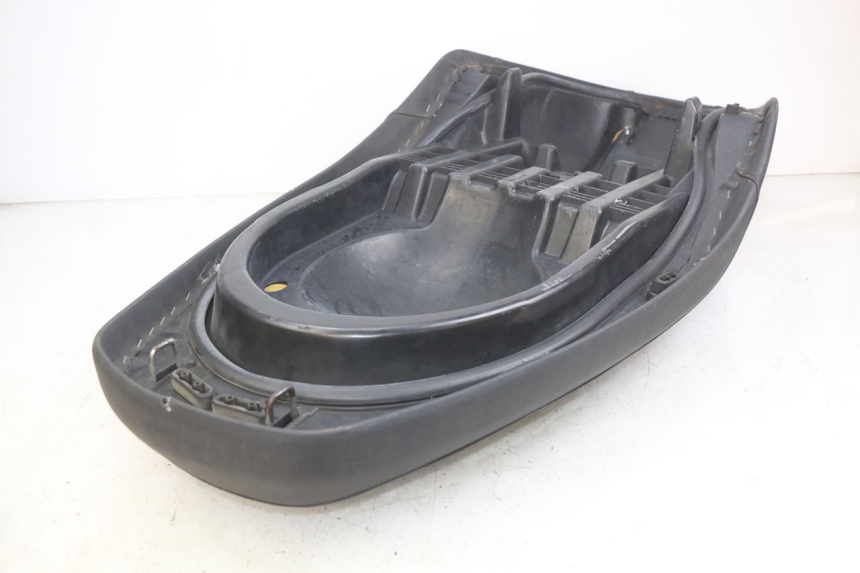 photo de ASIENTO YAMAHA X-MAX XMAX 250 (2006 - 2009) - Otra vista del artículo