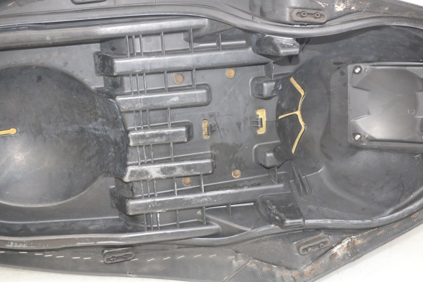 photo de ASIENTO YAMAHA X-MAX XMAX 250 (2006 - 2009) - Foto de producto adicional