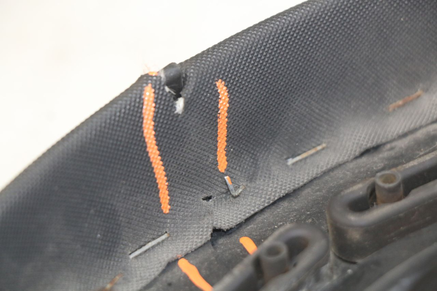 photo de ASIENTO YAMAHA X-MAX XMAX 250 (2006 - 2009) - Primer plano técnico