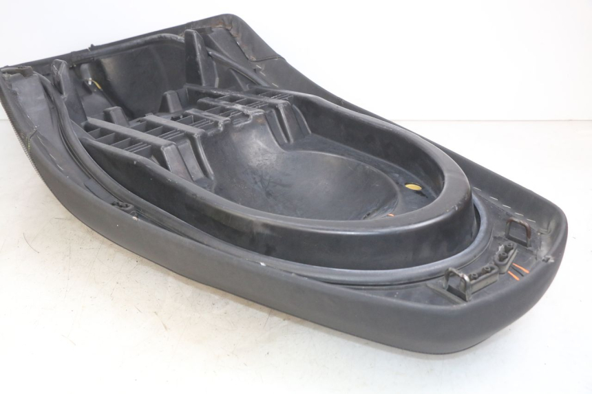 photo de ASIENTO YAMAHA X-MAX XMAX 250 (2006 - 2009) - Marcados y referencias originales
