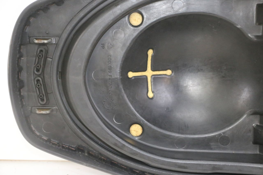 photo de ASIENTO YAMAHA XMAX X-MAX 125 (2006 - 2009) - Inspección visual detallada