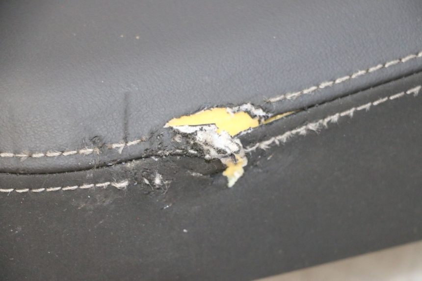 photo de ASIENTO YAMAHA XMAX X-MAX 125 (2021 - 2025) - Estado de la superficie y material