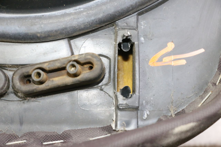 photo de ASIENTO YAMAHA X-MAX XMAX 250 (2006 - 2009) - Zoom sobre los componentes