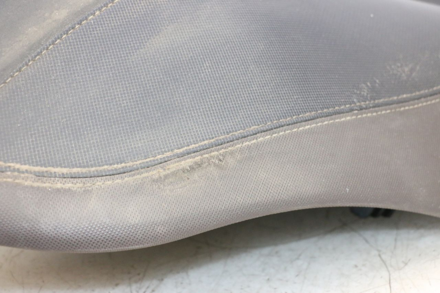 photo de ASIENTO YAMAHA X-MAX XMAX 125 (2010 - 2013) - Detalle de la pieza