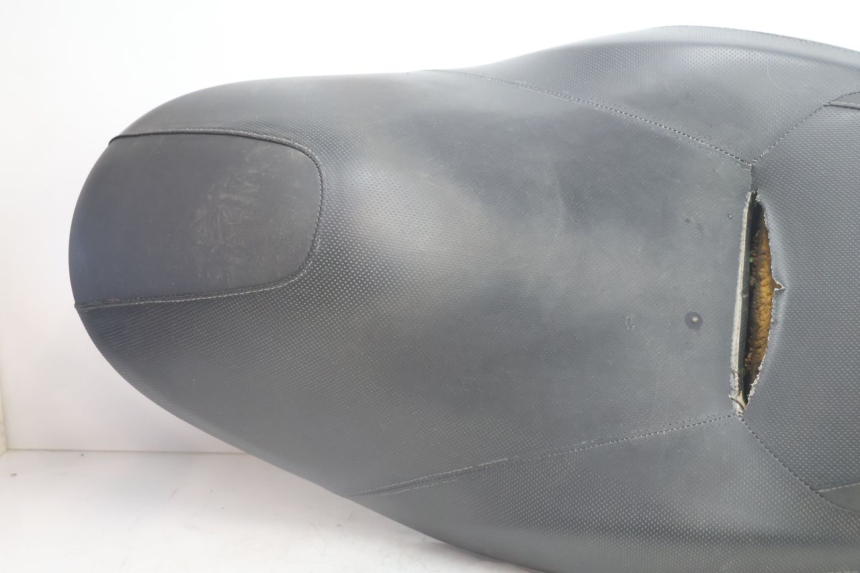 photo de ASIENTO YAMAHA XMAX X-MAX 125 (2006 - 2009) - Detalle de la pieza