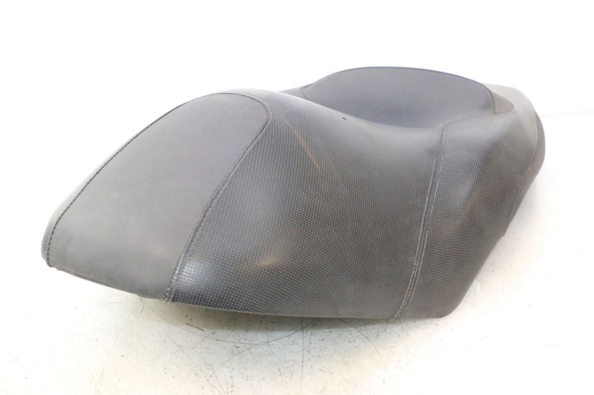 photo de ASIENTO YAMAHA XMAX X-MAX 125 (2006 - 2009) - Zoom sobre los componentes