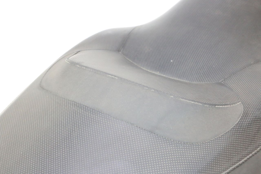 photo de ASIENTO YAMAHA XMAX X-MAX 125 (2006 - 2009) - Enfoque en la estructura