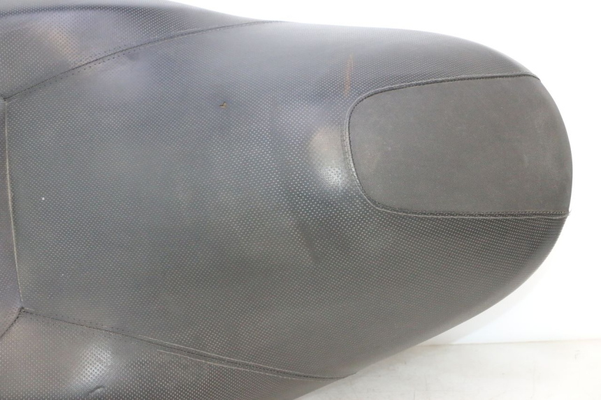 photo de ASIENTO YAMAHA XMAX X-MAX 125 (2006 - 2009) - Detalle de la pieza