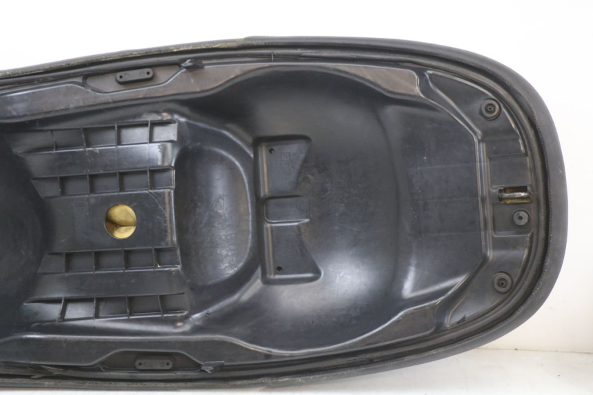 photo de ASIENTO PIAGGIO X10 125 (2012 - 2017) - Características distintivas