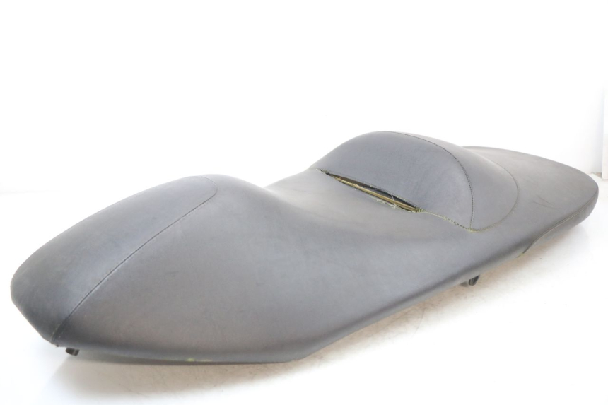 photo de ASIENTO PIAGGIO X10 125 (2012 - 2017) - Primer plano técnico