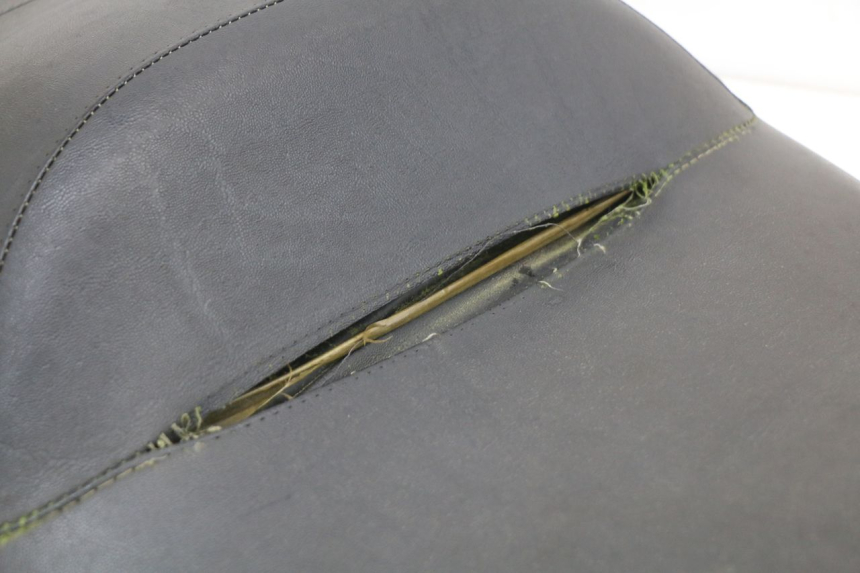 photo de ASIENTO PIAGGIO X10 125 (2012 - 2017) - Detalles de los puntos de fijación