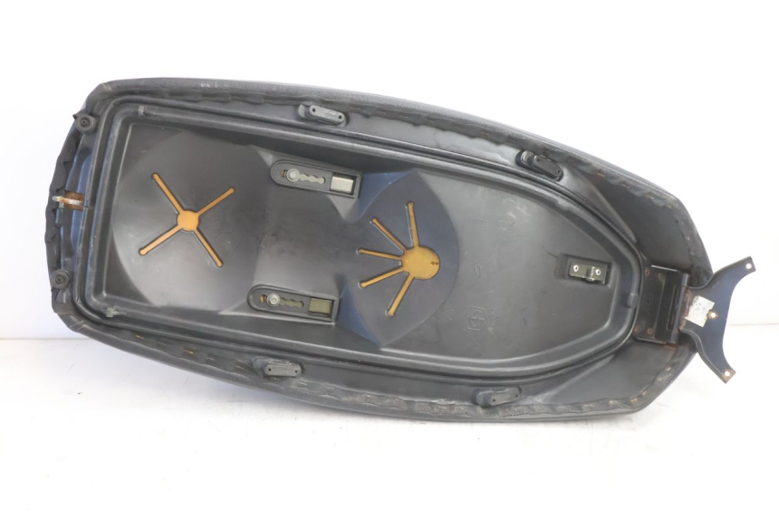 photo de ASIENTO PIAGGIO X9 AMALFI 180 (2000 - 2003) - Primer plano de alta resolución