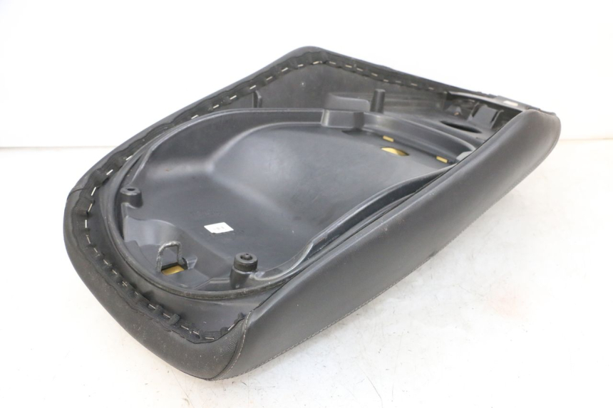 photo de ASIENTO PIAGGIO XEVO - X EVO 125 (2007 - 2017) - Primer plano técnico