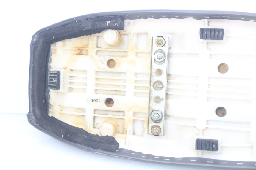 photo de ASIENTO SUZUKI XF FREEWIND 650 (1997 - 2003) - Características distintivas