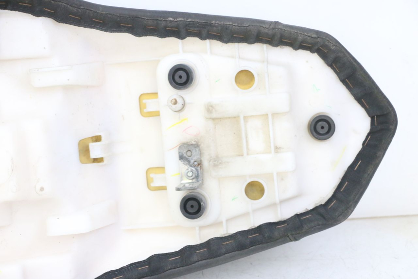 photo de ASIENTO YAMAHA XJ6 ABS 600 (2008 - 2016) - Recambio usado revisado