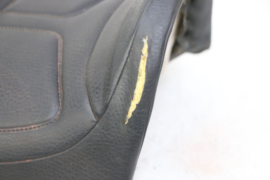 photo de ASIENTO YAMAHA XJN DIVERSION 600 (2000 - 2003) - Características distintivas