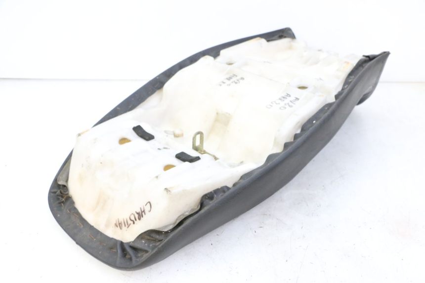 photo de ASIENTO YAMAHA XJN DIVERSION 600 (2000 - 2003) - Primer plano técnico