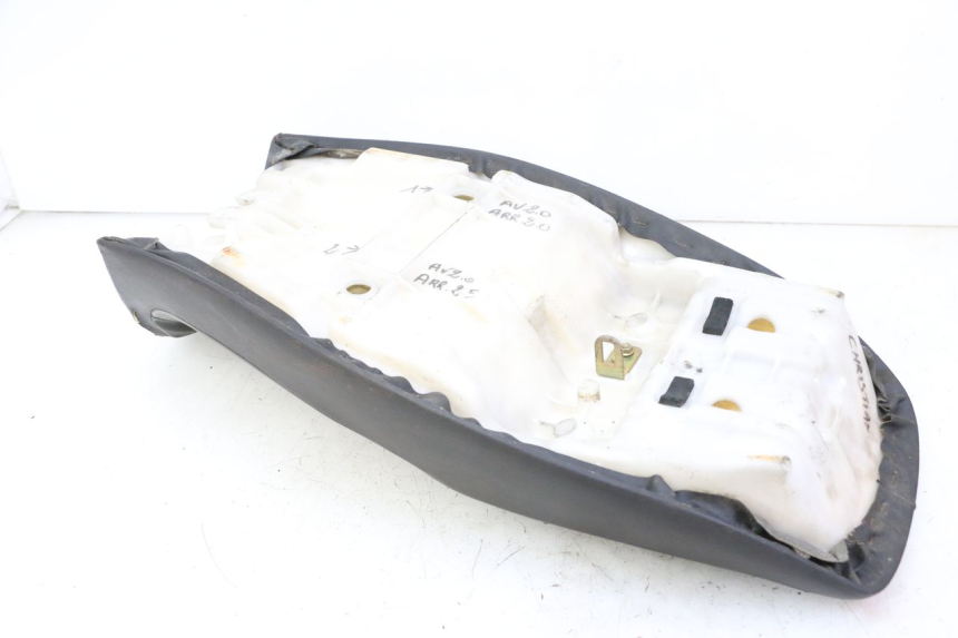 photo de ASIENTO YAMAHA XJN DIVERSION 600 (2000 - 2003) - Vista general del producto