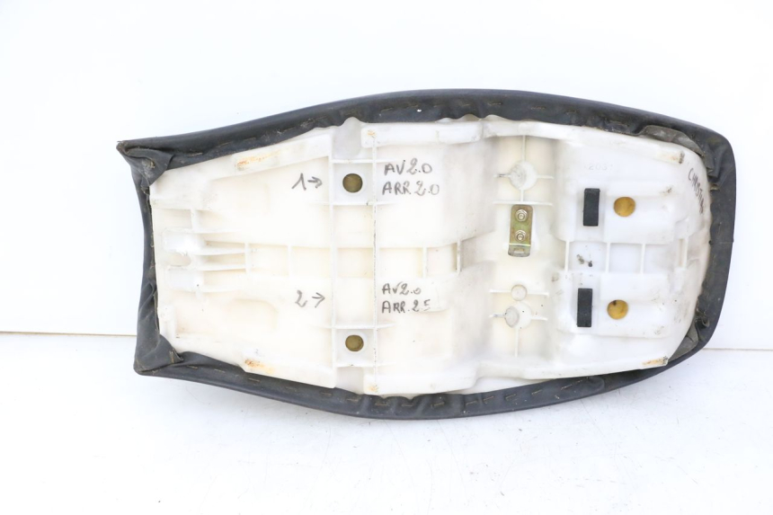 photo de ASIENTO YAMAHA XJN DIVERSION 600 (2000 - 2003) - Estado de la superficie y material