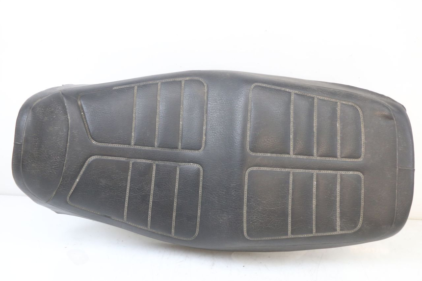 photo de ASIENTO YAMAHA XJS DIVERSION 600 (1997 - 1999) - Detalles de los puntos de fijación