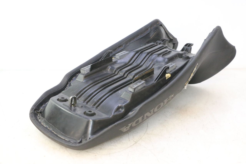 photo de ASIENTO HONDA XLV VARADERO 125 (2007 - 2012) - Primer plano técnico