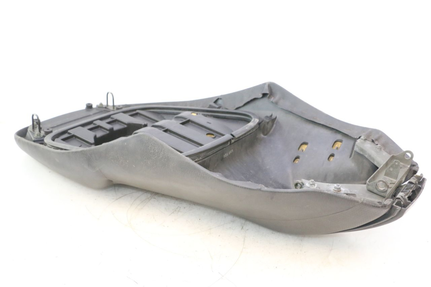 photo de ASIENTO YAMAHA XP T-MAX ABS 500 (2005 - 2005) - Detalle de la pieza