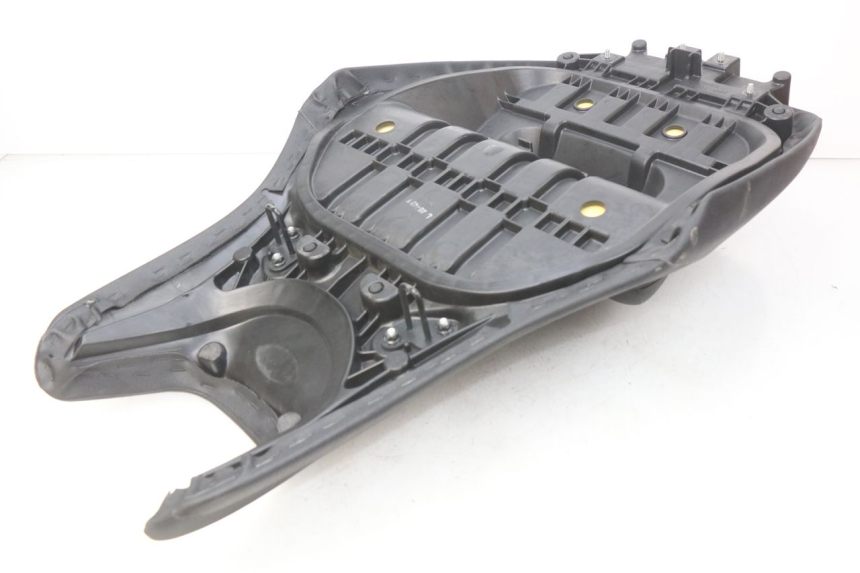 photo de ASIENTO YAMAHA XP T-MAX TMAX ABS 530 (2012 - 2015) - Estado de la superficie y material