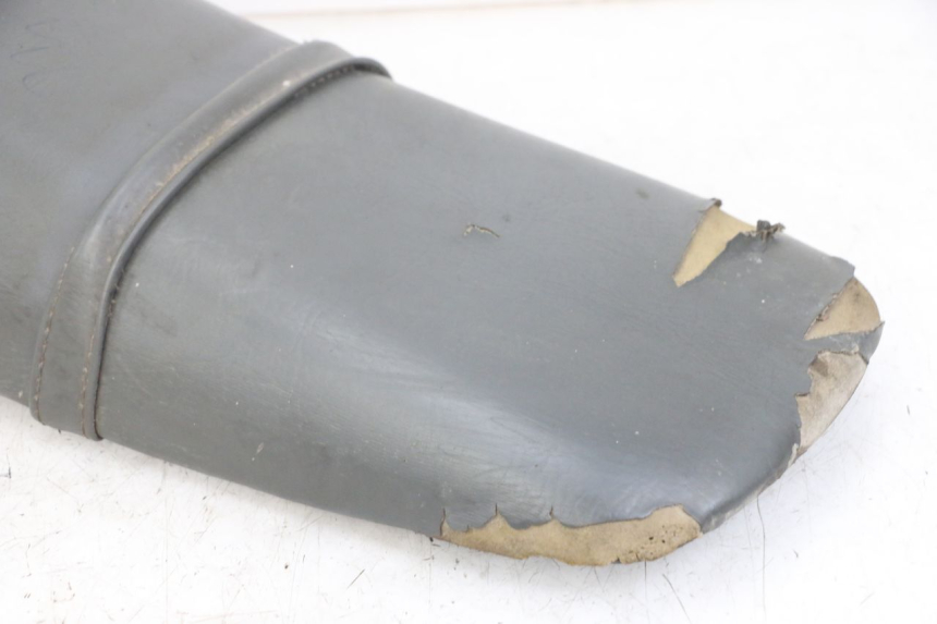 photo de ASIENTO PEUGEOT XP6 50 (1997 - 2003) - Zoom sobre los componentes