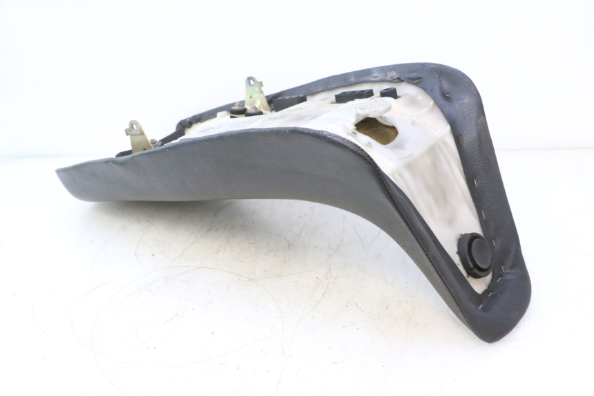 photo de ASIENTO HONDA XRV AFRICA TWIN 750 (1990 - 1992) - Zoom estado de uso