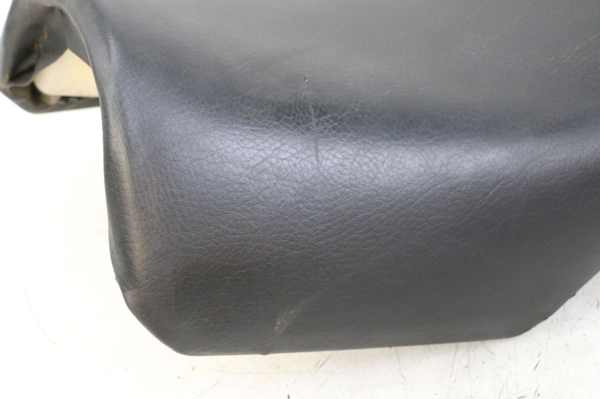photo de ASIENTO YAMAHA FZS FAZER 600 (2001 - 2003) - Zoom sobre los componentes
