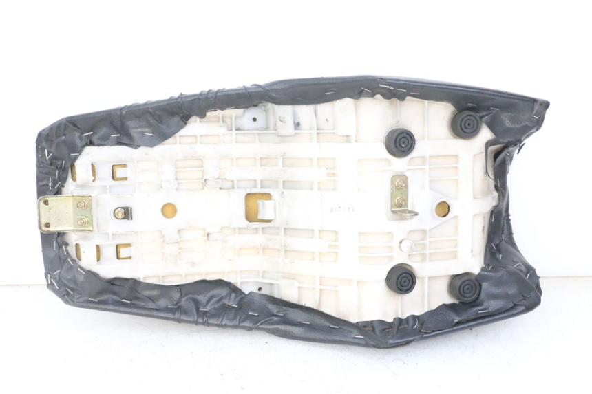 photo de ASIENTO YAMAHA FZS FAZER 600 (2001 - 2003) - Zoom sobre los componentes