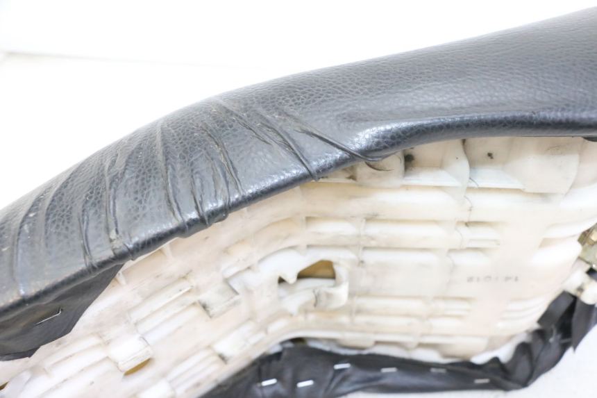 photo de ASIENTO YAMAHA FZS FAZER 600 (2001 - 2003) - Otra perspectiva